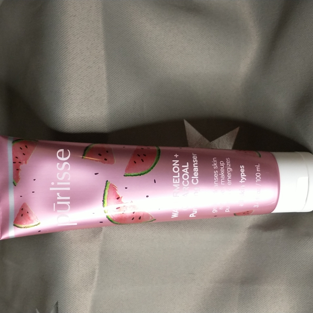 Purlisse watermelon + charcoal purifying cleanser - Picture 2 of 3